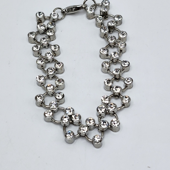 Stunning Rhinestone studded silver bracelet. Photos say it all! - Picture 5 of 6